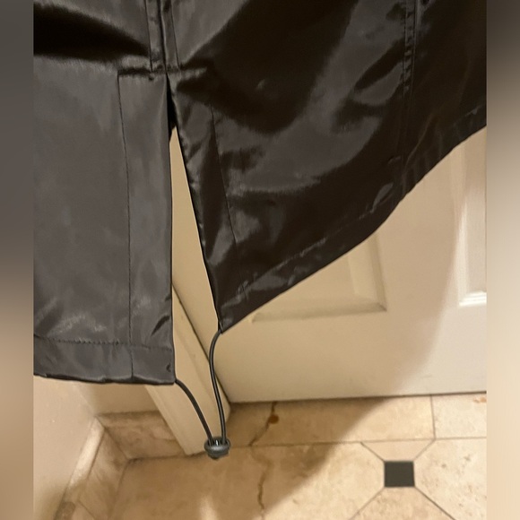 Khaki hooded raincoat - Picture 9 of 12